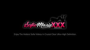 MILF business woman sofie marie pussy plays with dildo