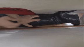 The wedged boots ( BOOTS ) ( WMV - MOBILE VERSION )