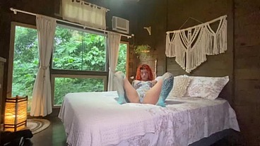 Foda completa com a ruiva quente na cabana