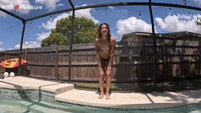 Nathalias Pool Is So Inviting