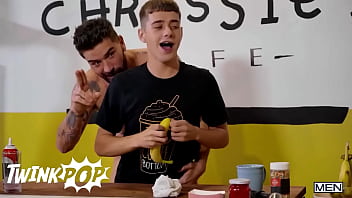 TWINKPOP - Twink Joey Mills Dresses Up Chris Damned&#039_s Cock With Whipping Cream And Sprinkles For A Tasty Snack