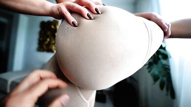 Sexy Gym Instructor Routine for a Beautiful Ass