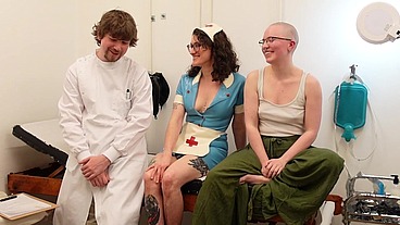 BTS set up and pre-scene negotiation for this super hot mesmerism and medical fetish shoot with hypnohedonista and sinisterde...