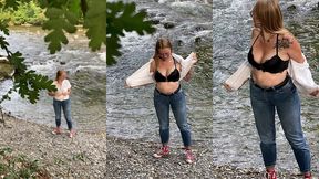 oups j’etais observee je pense