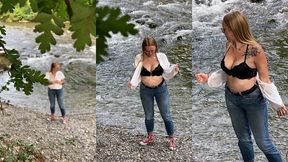 oups j’etais observee je pense