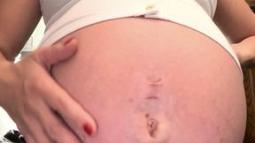 Nothing Fits My Pregnant Body At 7 Months Along