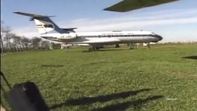 Hot orgy with three very sexy chicks having passion for cock