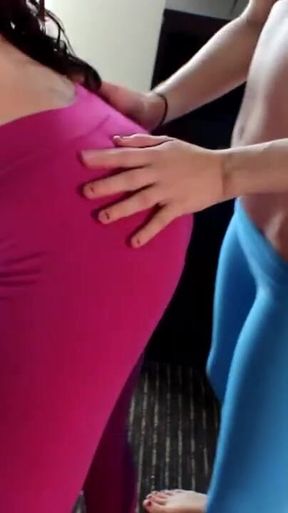 Reheads sexy ass grinding
