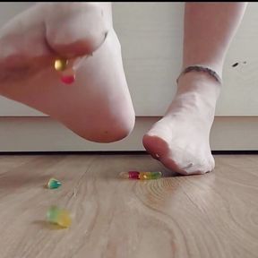 Nylon feet have fun with fruit gum  crushing