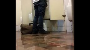 Chaqueta en ba&ntilde_os p&uacute_blicos de Sanborns Acoxpa CDMX