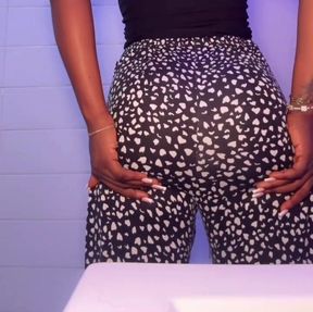 Late Night Stinky Pyjamas Farts