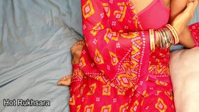 Desi Hot Aunty Sharing Her Uncontrolled Feelings to Friend hindi