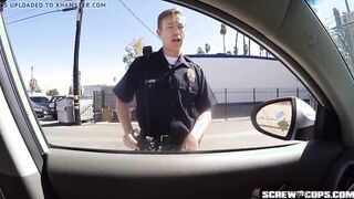 CAUGHT Ebony chick getting busted sucking off off a cop during