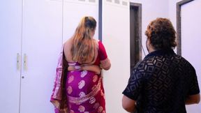 akeli aurat kon dekhkar aadami ne chance mara