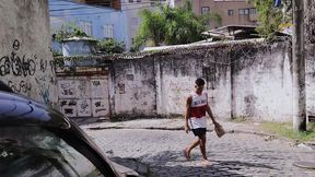 chamei o dotado da rua pra tomar cafe na minha casa