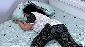 Stepson grabs stepmom's big ass for homemade anal action