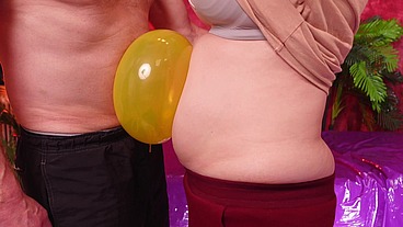 Belly Button and Air Balloon Fetish b2p blow to pop