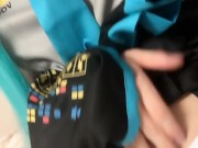 初音ミクで女装オナニー