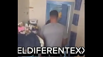 REAL POLIC&Iacute_A FOLLANDO CON PRESO Y SE FILTRA VIDEO. LA DESPIDEN