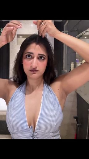 Licky explores hairy armpits