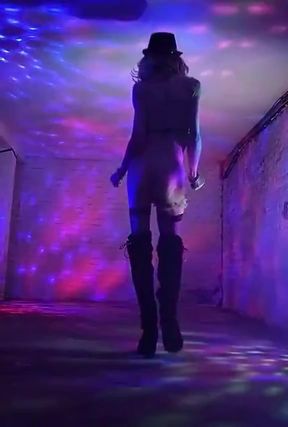 Now you know what I will look like walking to your bedroom!!!