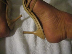 Nylons, Heels, Feet and Cum