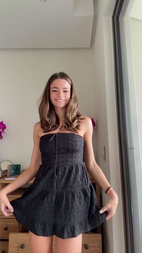 Teeny bopper flaunts her tight ass and perky tits