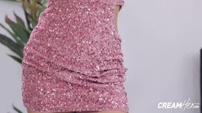 Sexy Angelika Grays Doesn&#039;t Wait Any Longer And Enjoys Riding Big Dick