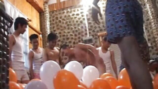 Szopás, maszturbáció, spermalövés, szopás, amatőr szopás, gruppen, faszok – amatőr fiatal ázsiai tini meleg kurvák seggbedugása