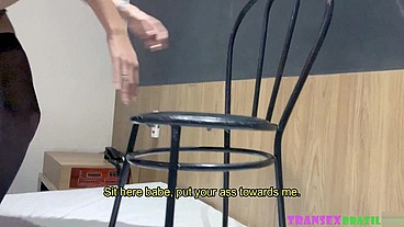 Os Amigos Dele Me Contrataram Como Sex-Delivery E O Aniversariante Fez Uma Ligação Pau-A-Pau - Com: Simone Sanchez - 30 min - Amateurs - Anal - Bareback - Cowgirl - Oiled - POV - Young