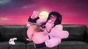 Cute teen 18+ Girl Enjoys Foot Fetish