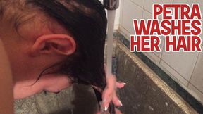 Petra washes her hair - FULLHD