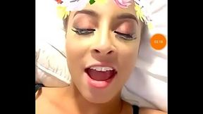 Teanna Trump Rewards Fans