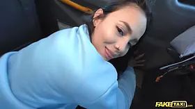 Faux cab sexy film student makes her highly own fucktape with a taxi driver