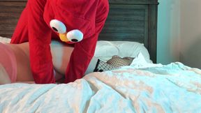 Elmo the Savage Giving Tgirl Baggage