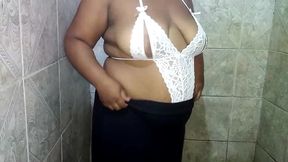 bbw crente safada da bunda grande se exibe igual um putinha e mostra sua buceta