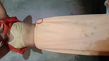 Beautiful married bhabhi bathroom pissing porn fingering