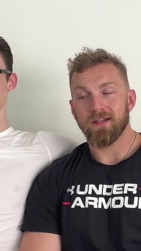 GayHoopla Veteran Bryce Beckett Shows Kingsley Kross How To FUCK
