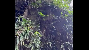 Ainda estou impactada com a impon&ecirc_ncia dessa entrada de caverna ️