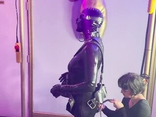 Suspended in Rope for a Worthwhile Fisting