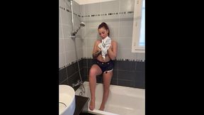 un strip tease dans ma baignoire rien que pour vous gratuit pour mes fans