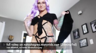 Nerdy girlfriend loses her breath to pleasure when cock fills her mouth feet legs in solo sex session