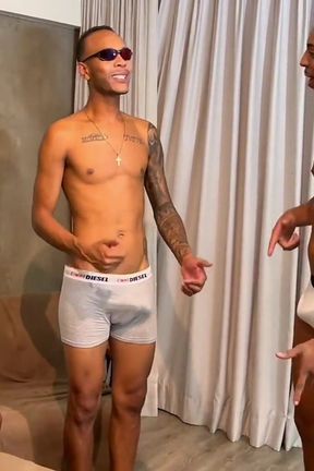 I Called a Friend to Perform Her Fetish to Have an with Three Men