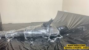 Fejira com &ndash; Bodysuit, 5 layers and mummification breathplay