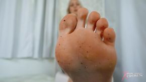 Office Girl's Foot Cleaner