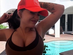 Pool &amp; Bikinis Full Stream