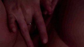 Bootylicious amateur wife masturbating on closeup homemade sex video