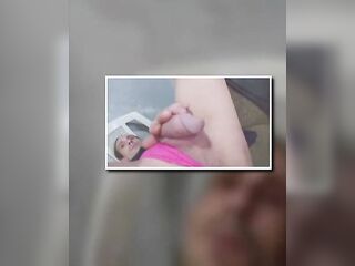 Cdzinha se exibindo tentando pega a mulher