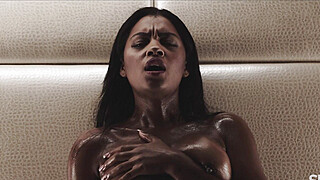 Babes Hot IR Scissoring