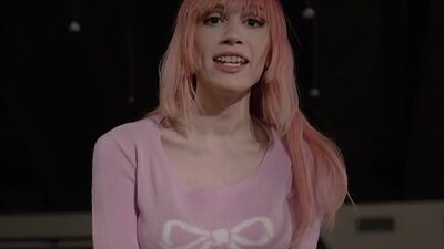 Busty smallcock TS babe with coloredhair barebacked by BF